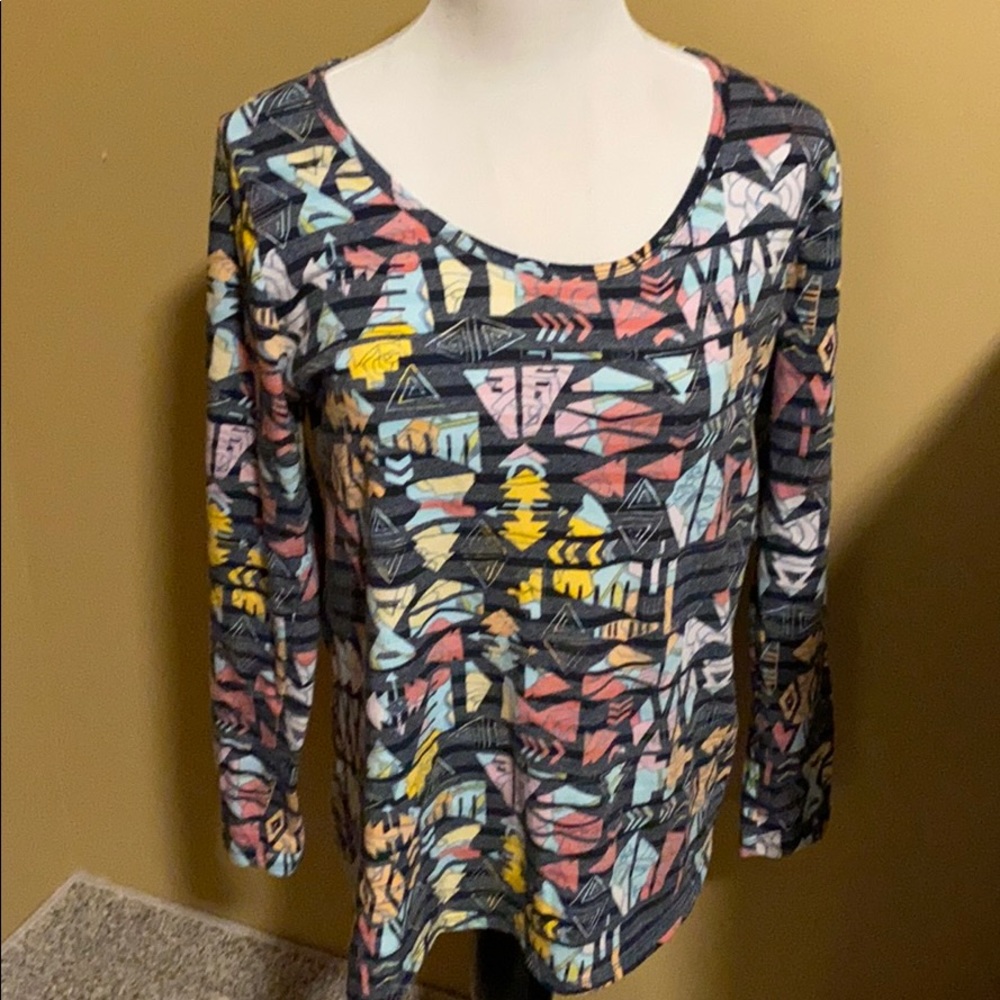 LuLaRoe Long Sleeve T-shirt Size M